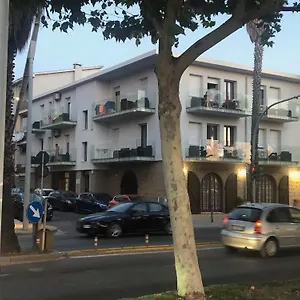 Eliton Apartament